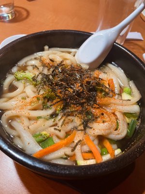 Yellowfinn Grill & Sushi Bar by null