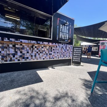 Boxi Park - Park pizza stand - Bars Near Me - Orlando, Florida