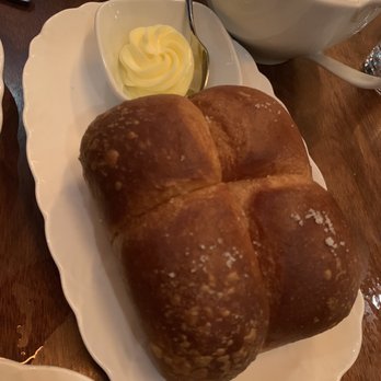 Alobar Yorkville - Bars Near Me - Toronto, Ontario