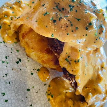 Mash'D - Chicken and cheddar biscuits - New American Near Me - Frisco, Texas Mash'D - Chicken and cheddar biscuits - New American Near Me - Frisco, Texas