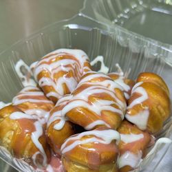 Bowl It Up - Pretzel Bites drizzled with our housemade guava butter and sweet cream cheese