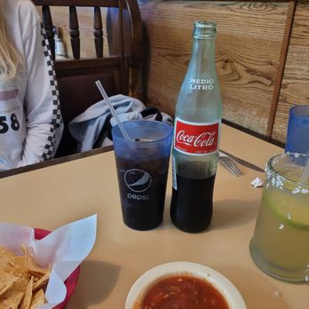 El Sombrero #2 - Coke no Pepsi! - Mexican Near Me - Manhattan Beach, California El Sombrero #2 - Coke no Pepsi! - Mexican Near Me - Manhattan Beach, California