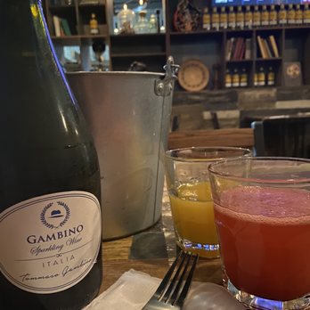 Nacho Daddy - Bottomless mimosas - New American Near Me - Las Vegas, Nevada Nacho Daddy - Bottomless mimosas - New American Near Me - Las Vegas, Nevada