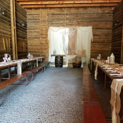 7N Ranch Resort - Red Barn for a wedding