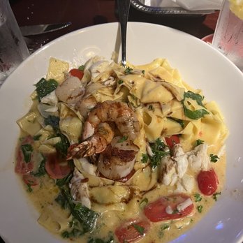 Pappadeaux Seafood Kitchen - Shrimp, Scallop & Jumbo Lump Crab Pappardelle Pasta - Seafood Near Me - Arlington, Texas Pappadeaux Seafood Kitchen - Shrimp, Scallop & Jumbo Lump Crab Pappardelle Pasta - Seafood Near Me - Arlington, Texas