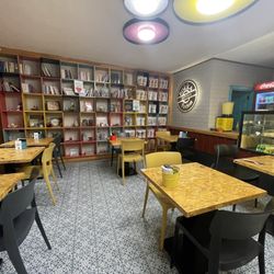 Rokka - Inside dining area