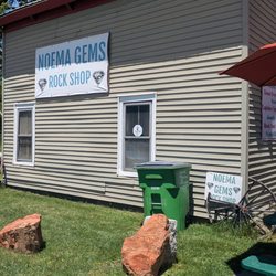 Noema Rock & Gem Shop