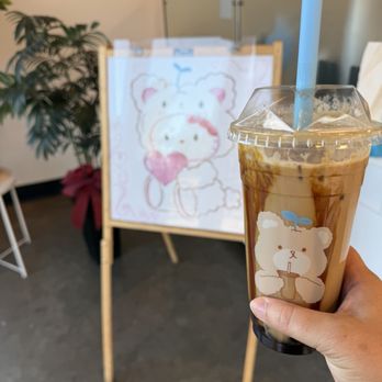Sweetea - White Chocolate Tiger Mocha with Coffee Jelly - Desserts Near Me - Auburn, California Sweetea - White Chocolate Tiger Mocha with Coffee Jelly - Desserts Near Me - Auburn, California
