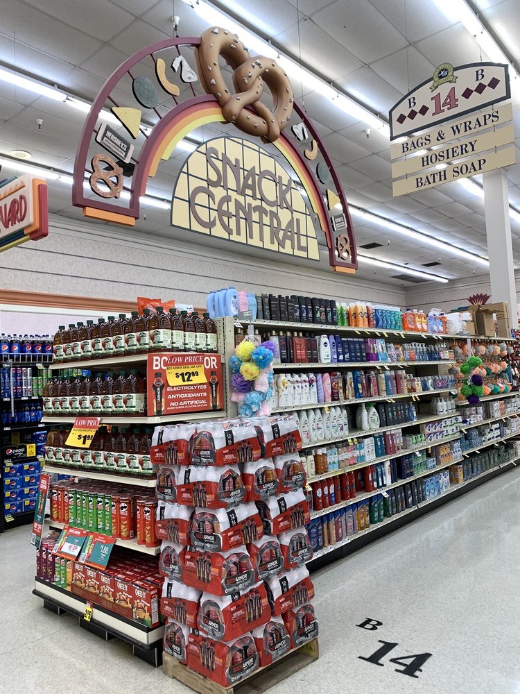 MARKET BASKET FOOD STORES Updated October 2024 10 Photos & 10 Reviews 4055 Calder Ave