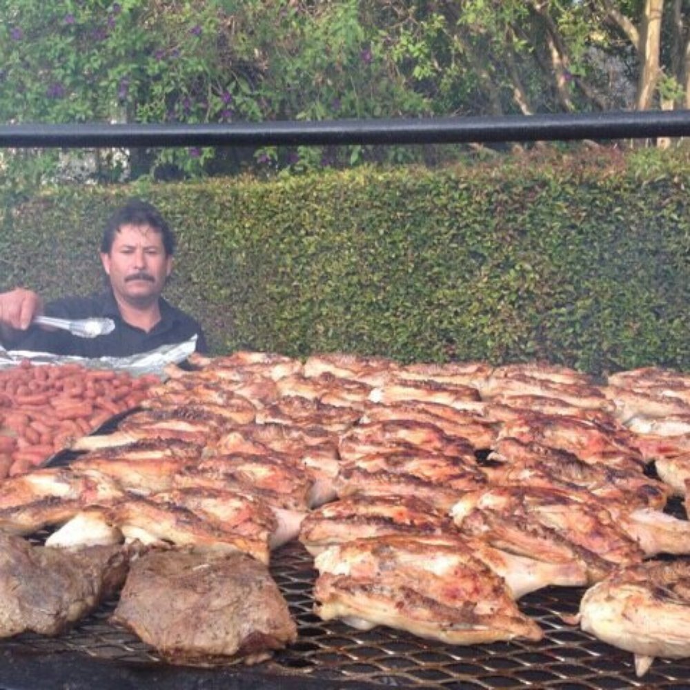 Dearmore BBQ Catering - Caterers Near Me - Ventura, California