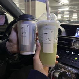 green grape cloud, brown super milk tea (hot)