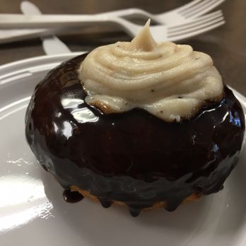 Beignets - Cannoli donut - Donuts Near Me - Denville, New Jersey