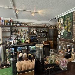 Banter - Cozy little bar!
