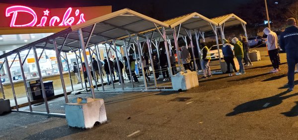 Dick's Drive-In by null