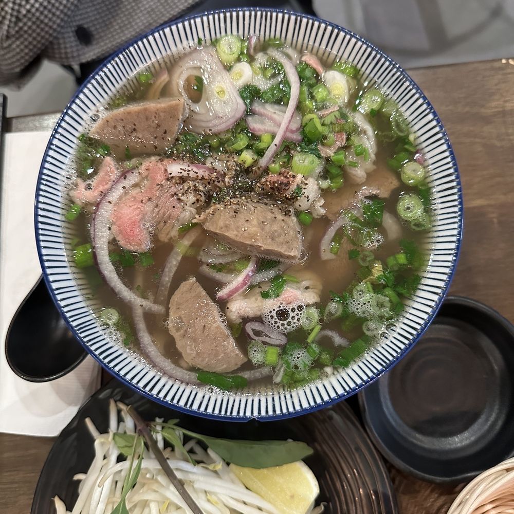 OMELI Kitchen - Pho Pho Combination - Vietnamese Near Me - Fullerton, California OMELI Kitchen - Pho Pho Combination - Vietnamese Near Me - Fullerton, California