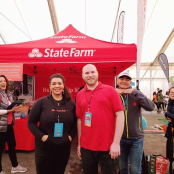 Ryan Edwards - State Farm Insurance Agent - Having Fun with the Good Neighbor Crew at Surf City Marathon - Auto Insurance Near Me - Los Angeles, California Ryan Edwards - State Farm Insurance Agent - Having Fun with the Good Neighbor Crew at Surf City Marathon - Auto Insurance Near Me - Los Angeles, California