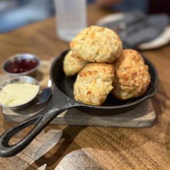 Los Gatos Parkside - Cheddar Biscuits - Cocktail Bars Near Me - Los Gatos, California Los Gatos Parkside - Cheddar Biscuits - Cocktail Bars Near Me - Los Gatos, California