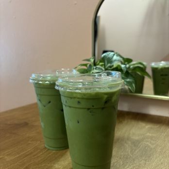 Twee Coffee - 20 oz Lavender Matcha w/whole milk - Coffee & Tea Near Me - Riverside, California Twee Coffee - 20 oz Lavender Matcha w/whole milk - Coffee & Tea Near Me - Riverside, California