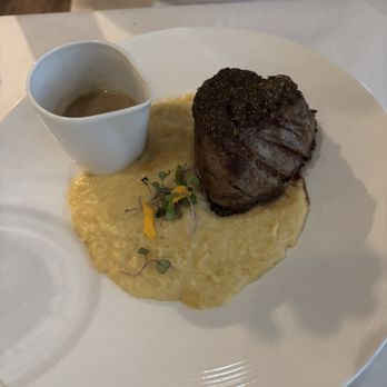 Russell's on Lake Ivanhoe - Tenderloin - American Near Me - Orlando, Florida