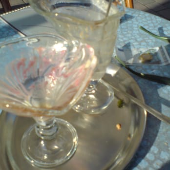 Santin Eis - Ice Cream & Frozen Yogurt Near Me - Augsburg, BY Santin Eis - Ice Cream & Frozen Yogurt Near Me - Augsburg, BY
