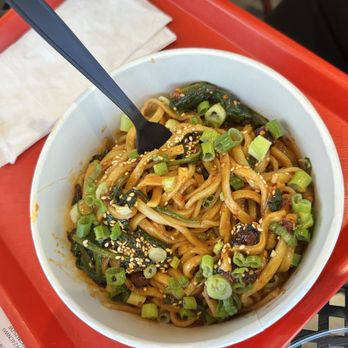 Wow Spaghetti - Fettuccine with spicy chili garlic - Fast Food Near Me - Westminster, California Wow Spaghetti - Fettuccine with spicy chili garlic - Fast Food Near Me - Westminster, California