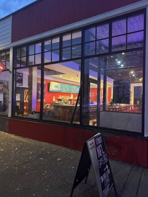 2700 Lyndale Ave S by null