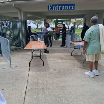Sunset Cove Amphitheater - Entrance - Music Venues Near Me - Boca Raton, Florida Sunset Cove Amphitheater - Entrance - Music Venues Near Me - Boca Raton, Florida