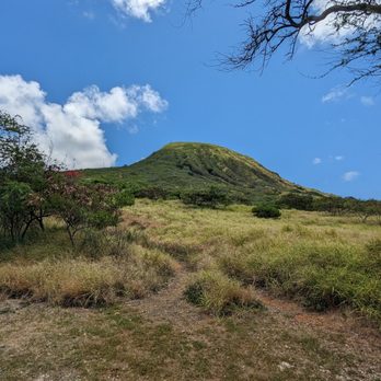 Koko Crater Trail - Hiking Near Me - Honolulu, Hawaii