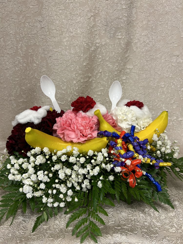 CURTIS FLOWER SHOP Updated September 2024 145 Photos G 5200