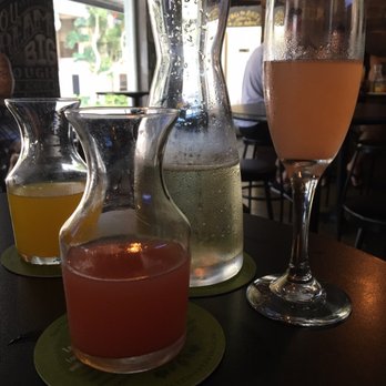 Smith & Kings - Mimosa time! Prosecco, lilikoi and guava. - Cocktail Bars Near Me - Honolulu, Hawaii Smith & Kings - Mimosa time! Prosecco, lilikoi and guava. - Cocktail Bars Near Me - Honolulu, Hawaii