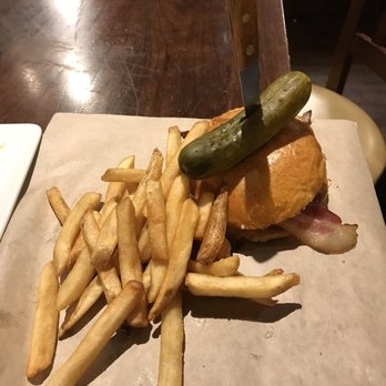 Buttonwood Grill - New American Near Me - Lahaska, Pennsylvania