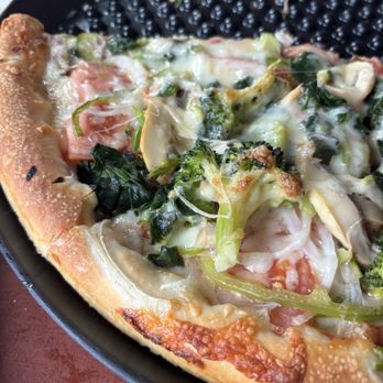 Bhop & Bar - Pizza Near Me - Bridgton, Maine Bhop & Bar - Pizza Near Me - Bridgton, Maine