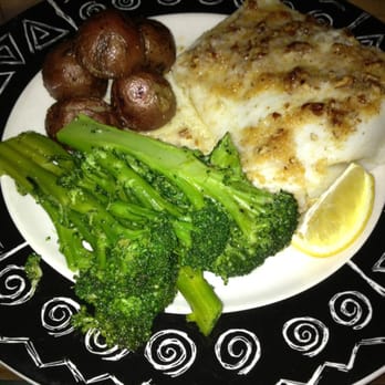 Riley's - Pecan crusted Cod with Broccoli and Roasted Potatoes-$17.99 - Bars Near Me - Syracuse, New York