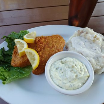Big Horn Restaurant - Fried cod with house made mashed red potatoes and gravy. Did not skimp on the tartar sauce! - American Near Me - Estes Park, Colorado