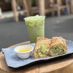 Goodboybob Coffee Roasters - Chapati and matcha latte