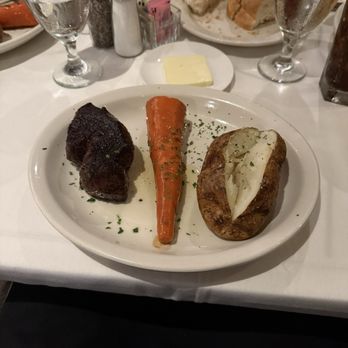Bob's Steak & Chop House - Filet Mignon (12oz) - Seafood Near Me - Carlsbad, California Bob's Steak & Chop House - Filet Mignon (12oz) - Seafood Near Me - Carlsbad, California