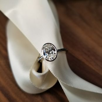 Austin's Fine Jewelry - 14K White Gold Oval Cut Diamond Engagement Ring. - Jewelry Near Me - Spokane, Washington Austin's Fine Jewelry - 14K White Gold Oval Cut Diamond Engagement Ring. - Jewelry Near Me - Spokane, Washington