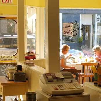 K Okay - Always sunny inside Our Lucky Stars. - Cafes Near Me - Warkworth, Ontario