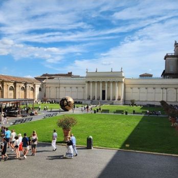 Musei Vaticani - Beautiful inner courtyard of the museums with Cafe to the left - Museums Near Me - Rome, RM