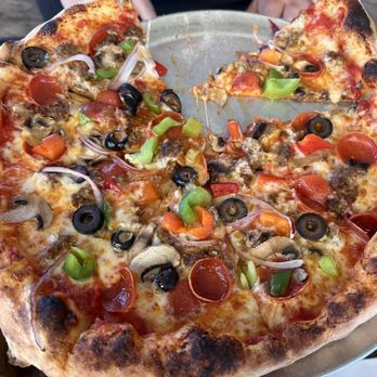 Thunderbolt Pizza - Stopped for lunch. Fresh ingredients, great service. - Pizza Near Me - Long Beach, California Thunderbolt Pizza - Stopped for lunch. Fresh ingredients, great service. - Pizza Near Me - Long Beach, California