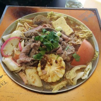 Tasty Pot - Beef - comes with corn, tomatoes, seafood, etc. - Taiwanese Near Me - Berkeley, California