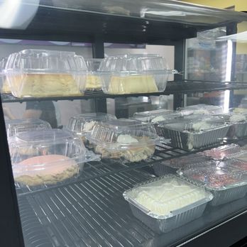 Sin Miedo Mexican Delights - Pastries. Trea leches, churro cheesecake, sugar cooking, flan, pink cake, banana bread! - Ice Cream & Frozen Yogurt Near Me - Converse, Texas