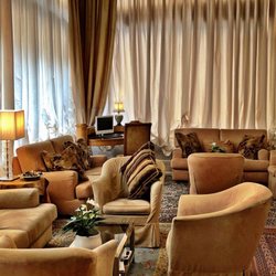 Hotel San Luca - The very nice hotel lounge.