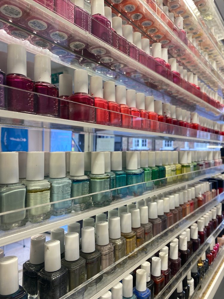 KENSINGTON NAILS Updated August 2024 44A Kensington Church Street