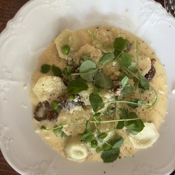 Restaurant Josephine - English pea veraniki - French Near Me - Auburn, California Restaurant Josephine - English pea veraniki - French Near Me - Auburn, California