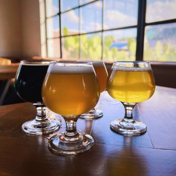 Heirloom Rustic Ales - Beer flight - Breweries Near Me - Tulsa, Oklahoma