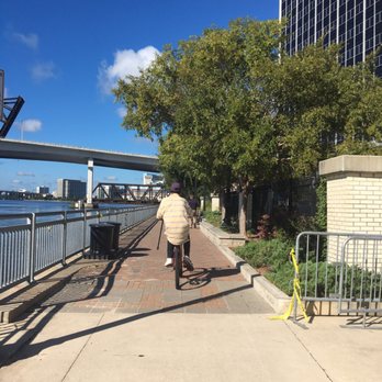 Northbank Riverwalk - Parks Near Me - Jacksonville, Florida