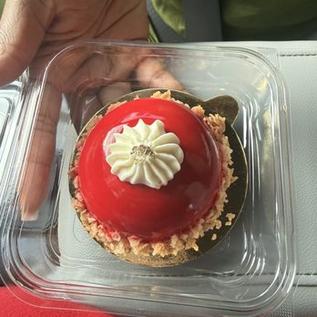Smallcakes Orlando - Desserts Near Me - Orlando, Florida Smallcakes Orlando - Desserts Near Me - Orlando, Florida