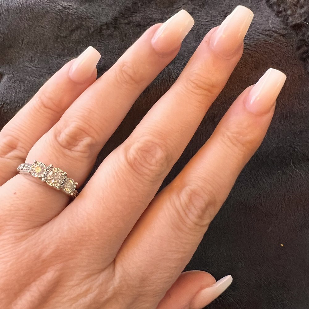 Unique Salon - Nail Salons Near Me - Riverside, California
