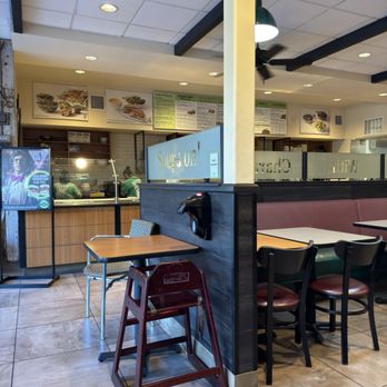 Erik's DeliCafe of Santa Clara - Seating area - Delis Near Me - Santa Clara, California Erik's DeliCafe of Santa Clara - Seating area - Delis Near Me - Santa Clara, California